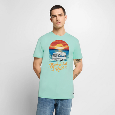 Freiheit hat 2 Räder - Herren Camping T-Shirt - Wohnwagen - Mint 